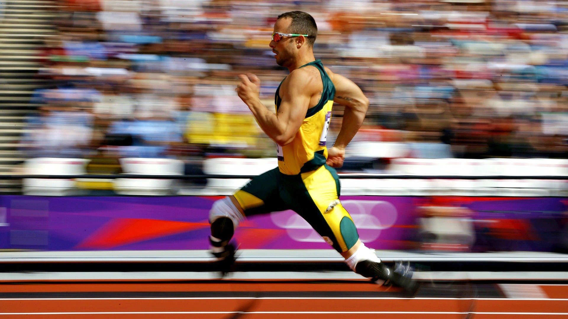 仰泳稳定推进突尼斯晋级顺利，下个月属于什么时态