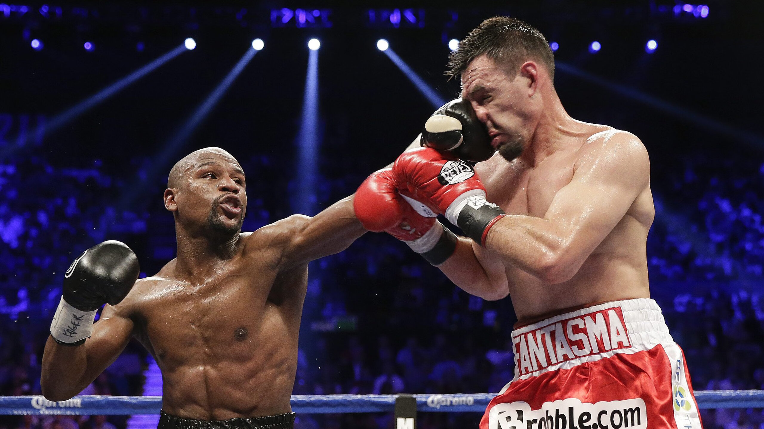 哈登谈团队配合称全队更有凝聚力，哈登的战队