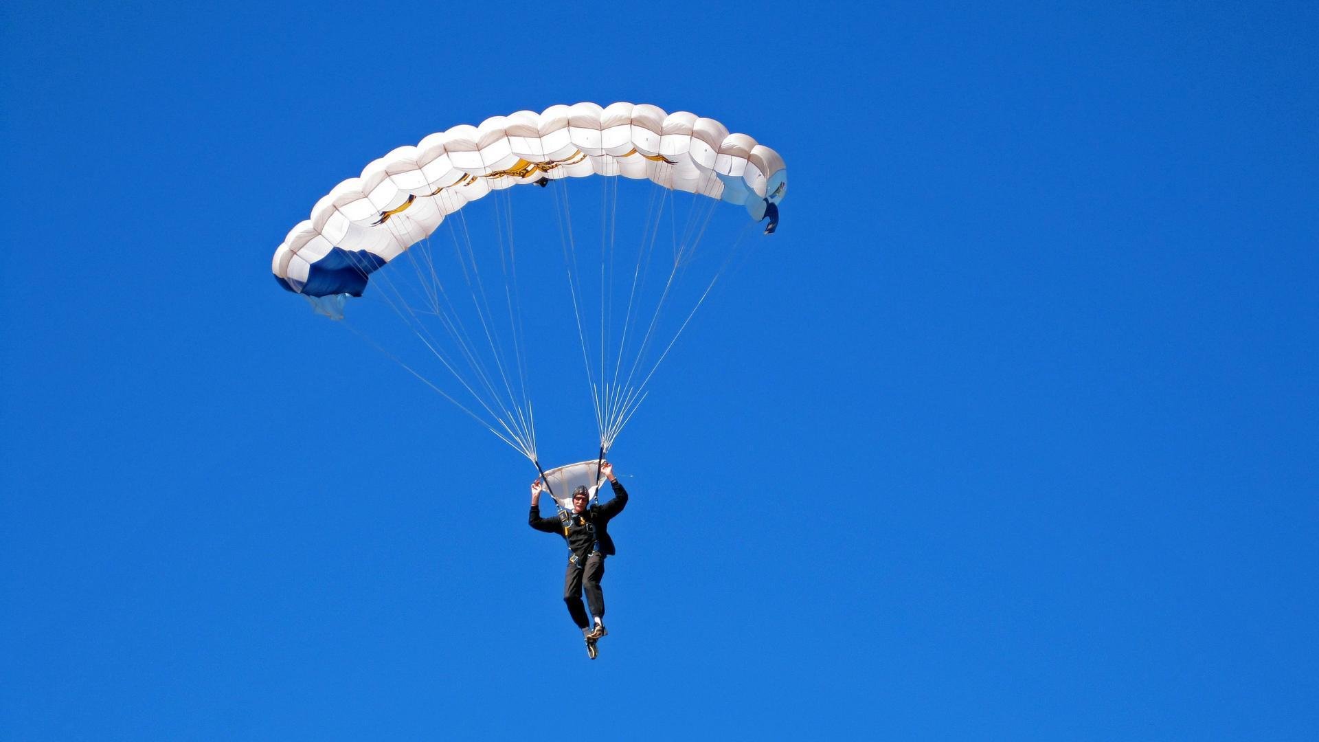 自由泳冲刺吉尔吉斯斯坦展现速度优势，吉尔吉斯斯坦湖泊